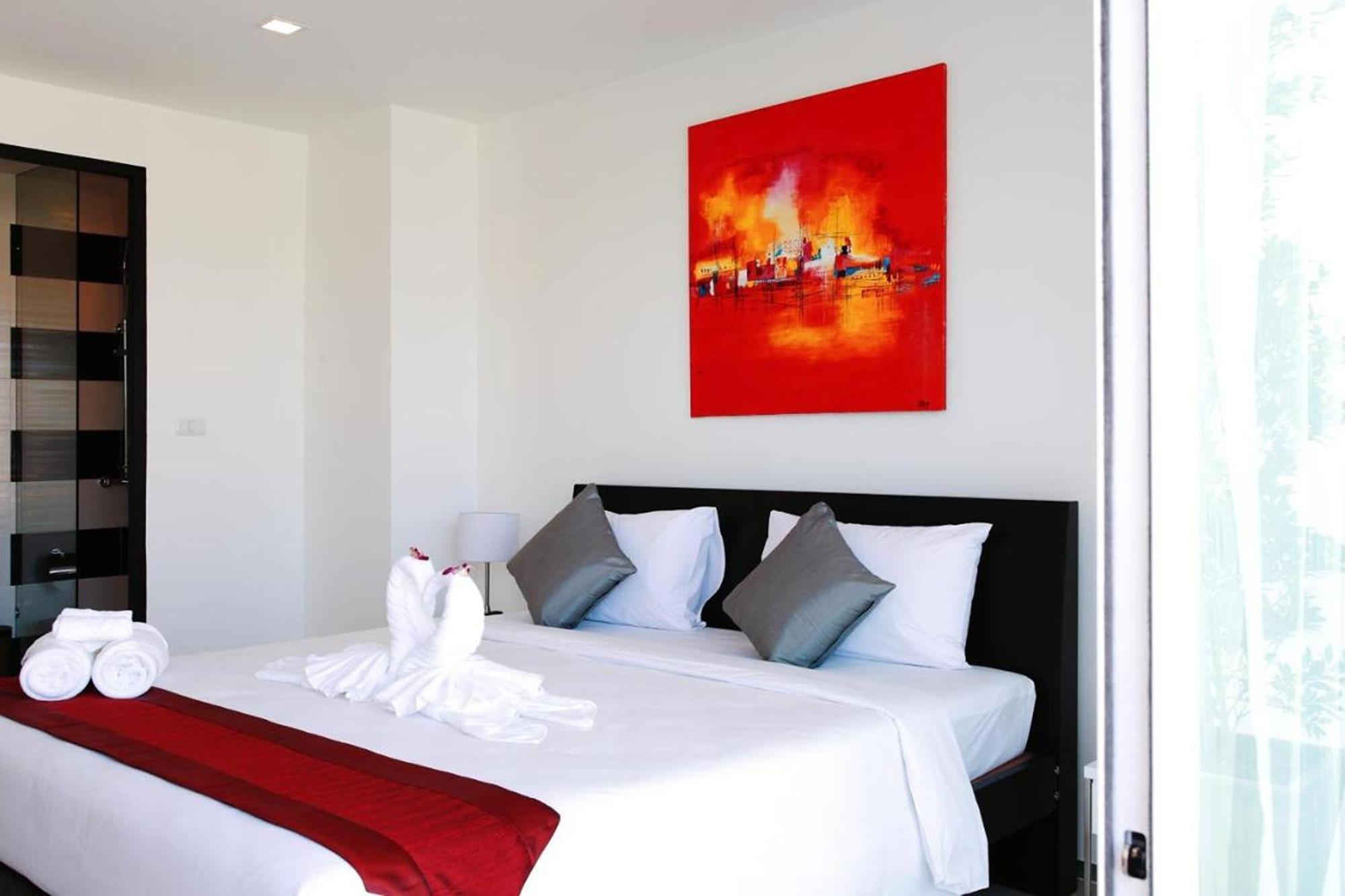 One World One Home Naiharn Hotel Rawai Luaran gambar