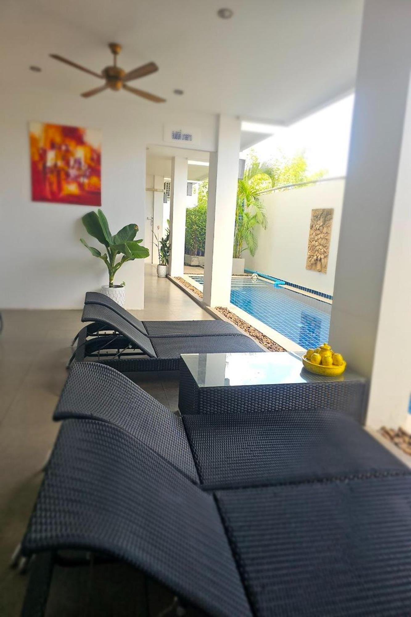 One World One Home Naiharn Hotel Rawai Luaran gambar